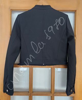 Cazadora crop tipo motera negra zara