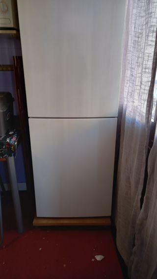 Nevera VENTA URGENTE