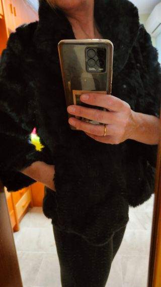 Cazadora o chaqueta corta pelo