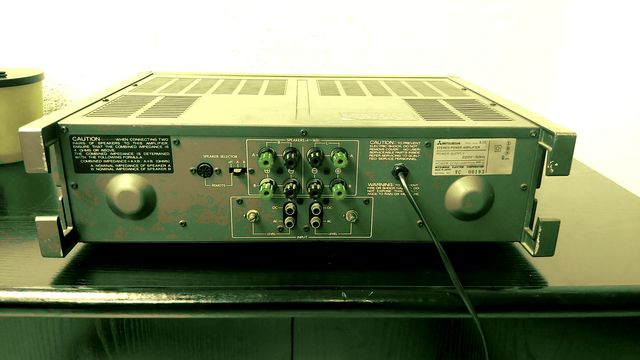 Etapa de potencia Mitsubishi DA A30 hifi