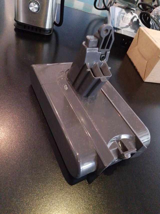 Bateria para Aspiradora Dyson + 2 repuestos Phill