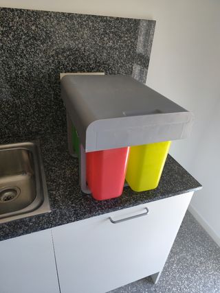 Cubo clarificador de residuos