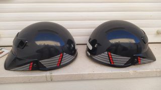 Cascos de  derbi varian