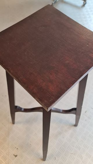 Macetero peana de madera de castaño