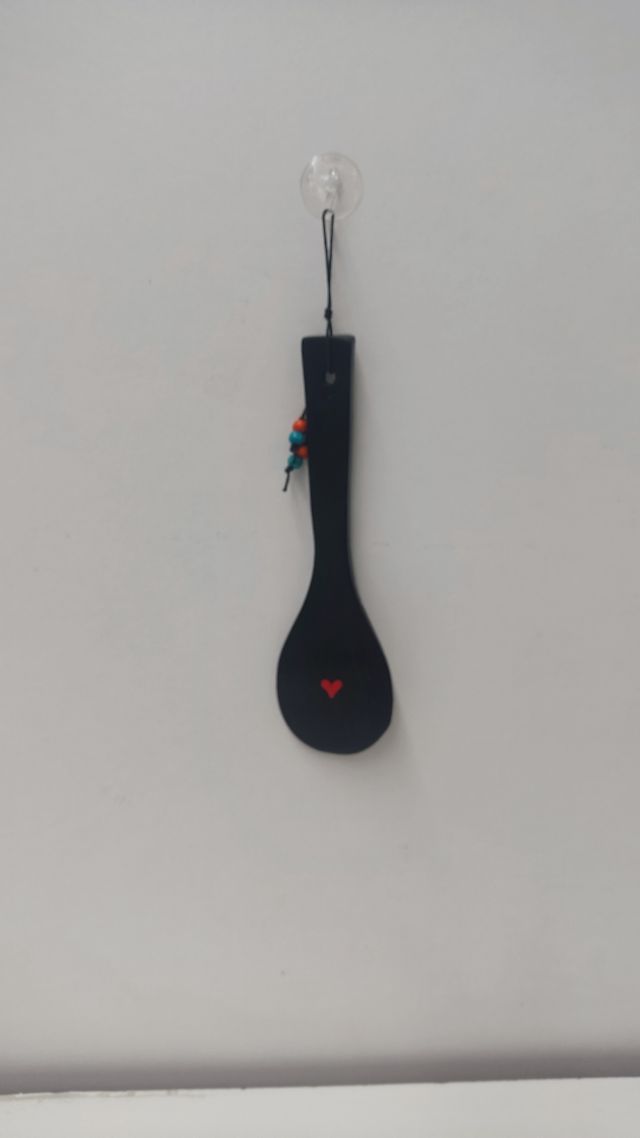 Cuchara madera pintada a mano.