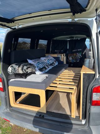 Volkswagen Transporter T5 2011