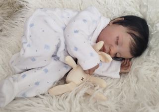 Oferta de Navidad, bebé reborn Levy con accesorios