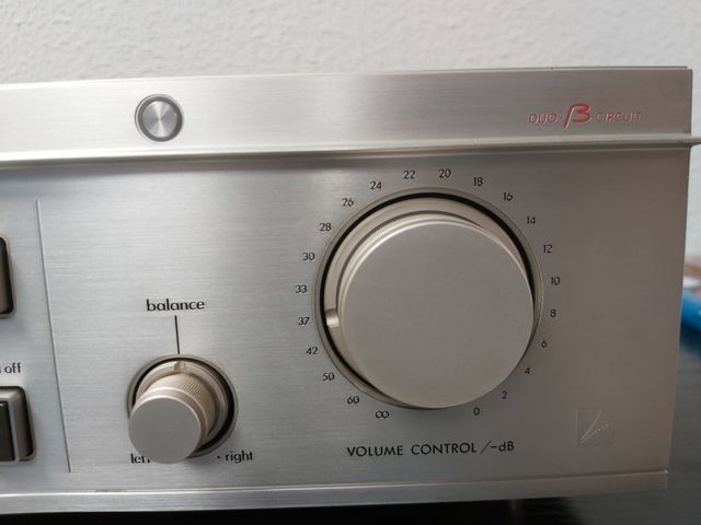 Preamplificador LUXMAN C-300 clase A