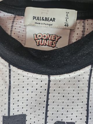 Camiseta Pull&Bear looney tunes