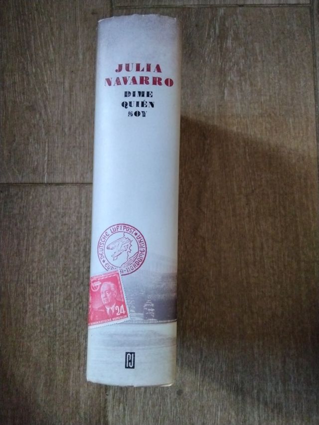Libro de Julia navarro DIME QUIEN SOY