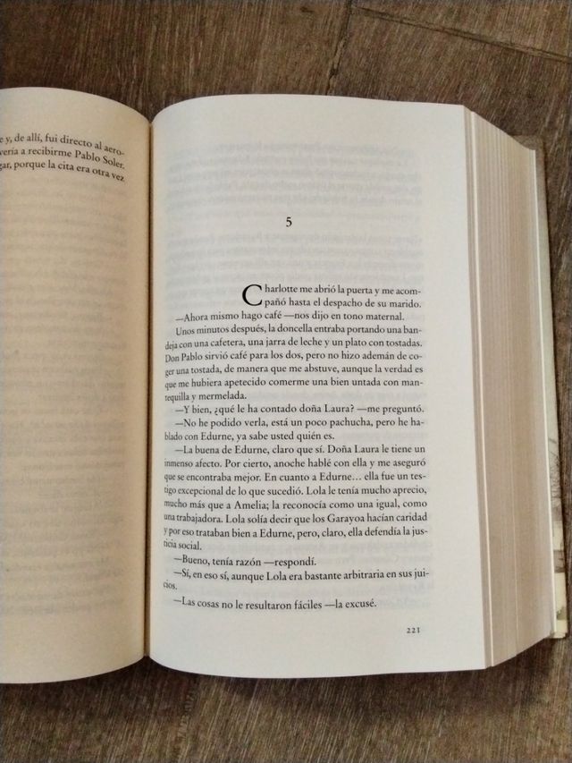 Libro de Julia navarro DIME QUIEN SOY