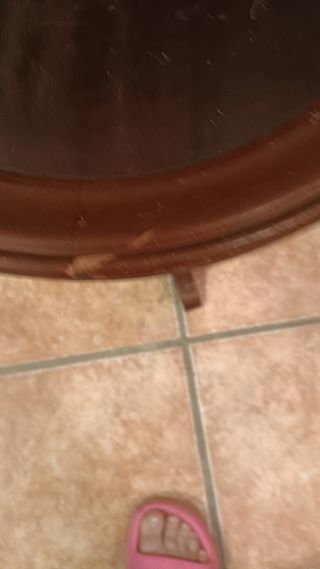 Mesa auxiliar o velador antiguo