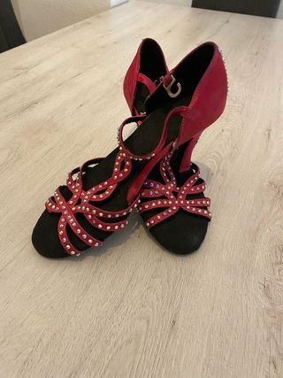Tacones de baile.talla 37.Marca: Diamond