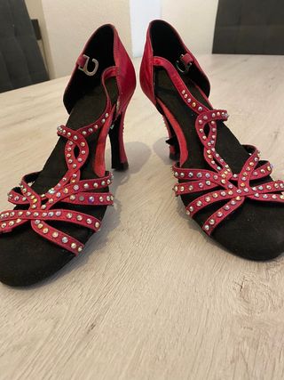 Tacones de baile.talla 37.Marca: Diamond