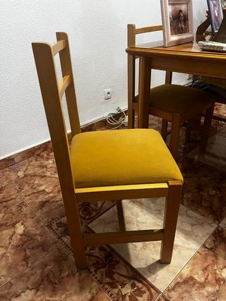 Mesa comedor cuadrada