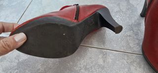 Botines piel granates