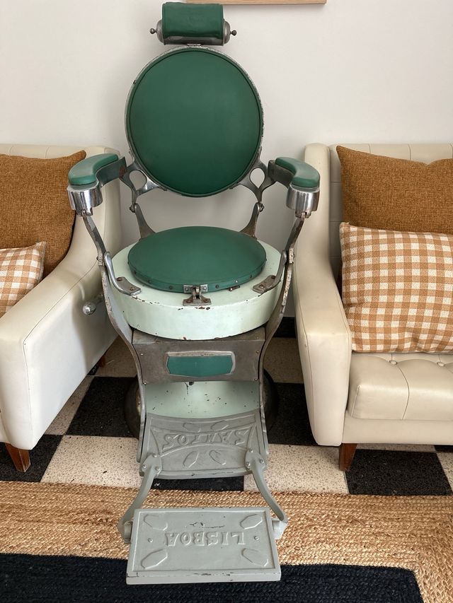 Silla barbero antigua