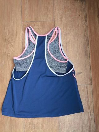 Camiseta de deporte con top Zara Niña 11 12 años o