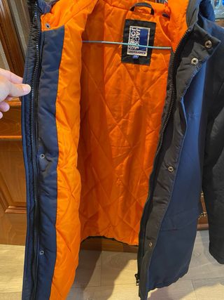 Abrigo jack and jones.