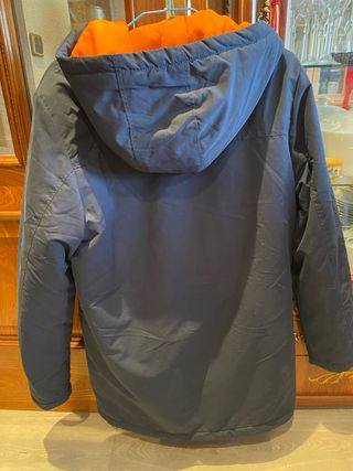 Abrigo jack and jones.