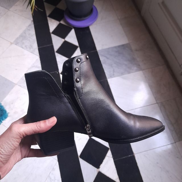 Zapatos negros Latouche