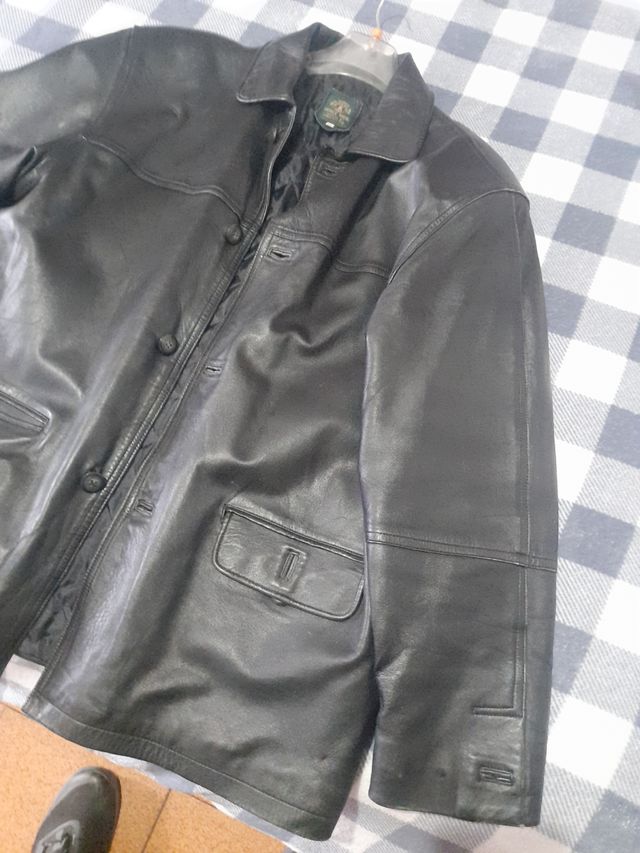 Chaqueta de cuero larga