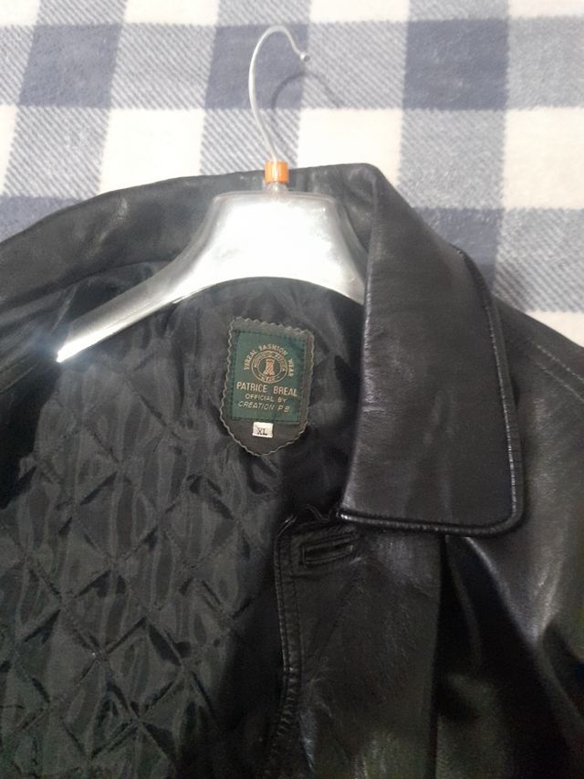 Chaqueta de cuero larga