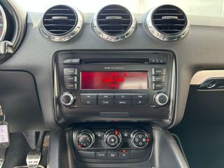 Audi TT Roadster 2.0 TFSI quattro