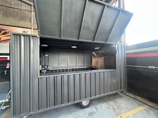 Vendo remolque de comida tipo contenedor