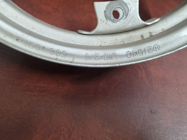 Llanta peugeot sc 2.15x10