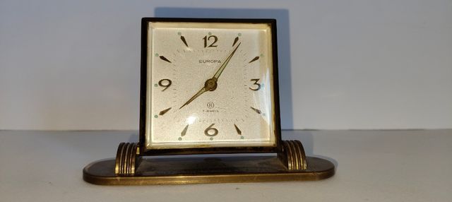 Alarma de escritorio vintage «Europa»