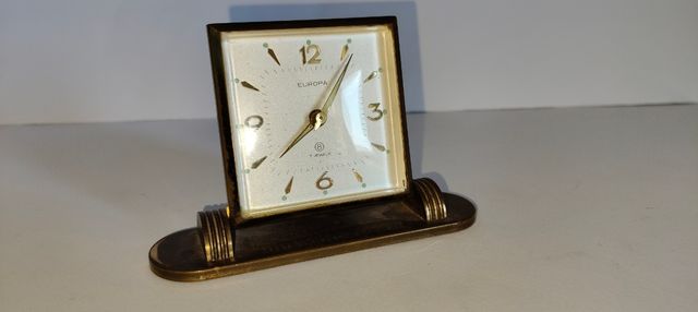 Alarma de escritorio vintage «Europa»