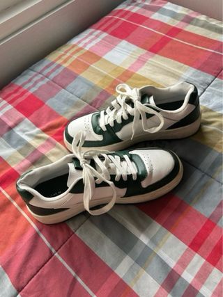 Bambas verdes y blancas.