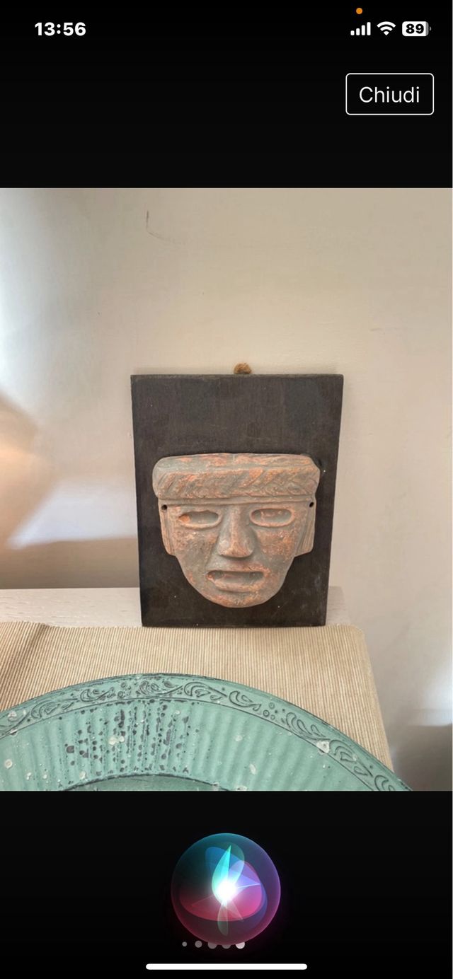 Maschera di terracotta