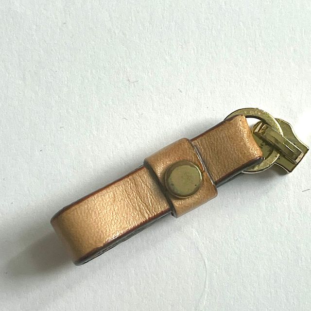 tous. pieza cremallera bolso o cartera