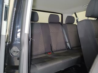 Volkswagen Caravelle 2.0TDI 150cv DSG 2023