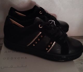 Scarpa donna Geox nera n. 36