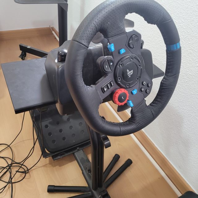 ASIENTO F1 VOLANTE Y PEDALES LOGITECH PLAY