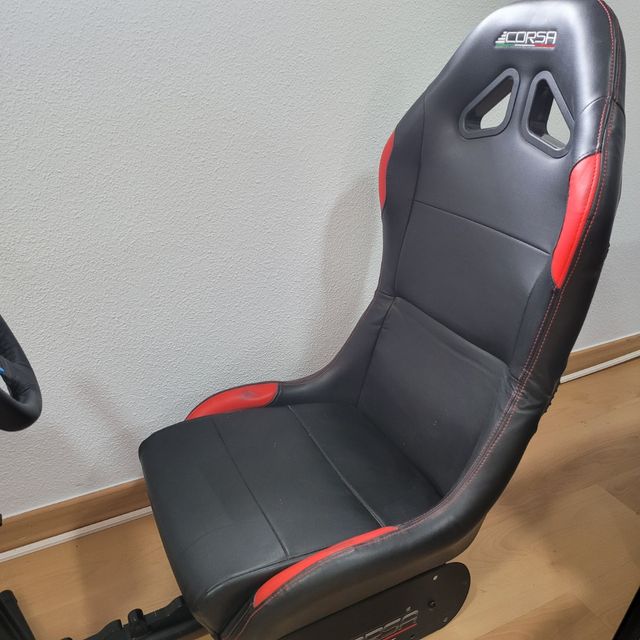ASIENTO F1 VOLANTE Y PEDALES LOGITECH PLAY
