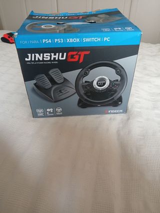 Simulador con volante y pedales