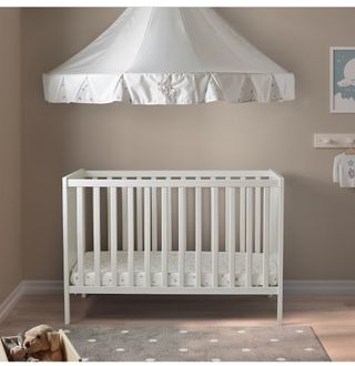 Cuna Ikea 3 posiciones 