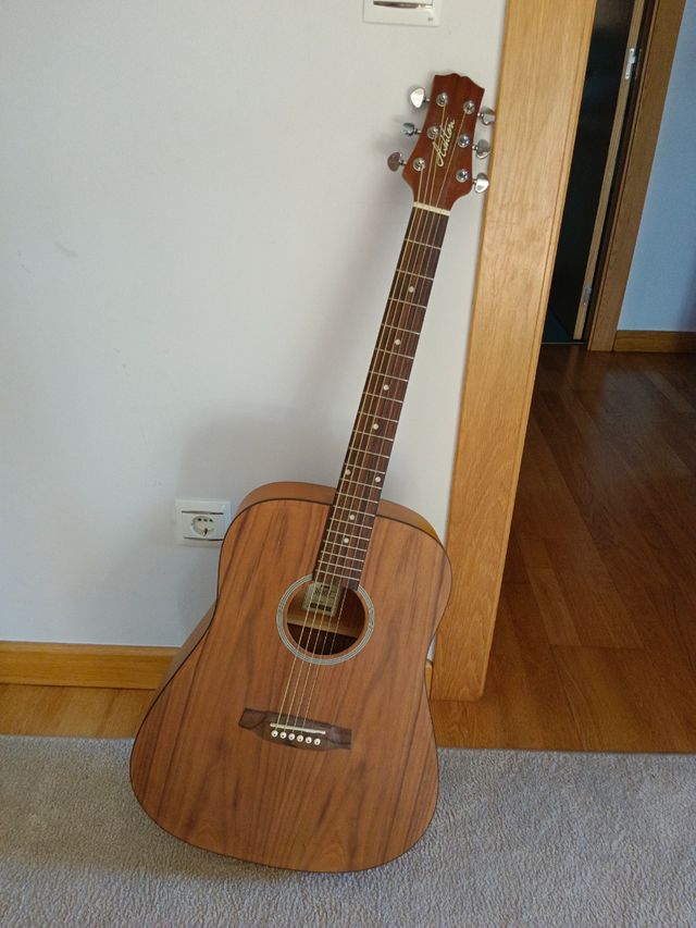 Guitarra Ashton premium acoustic D200V