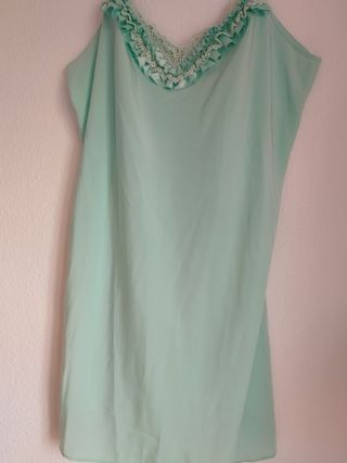 Camisón tirantes, lencería fina,verde, nuevo.