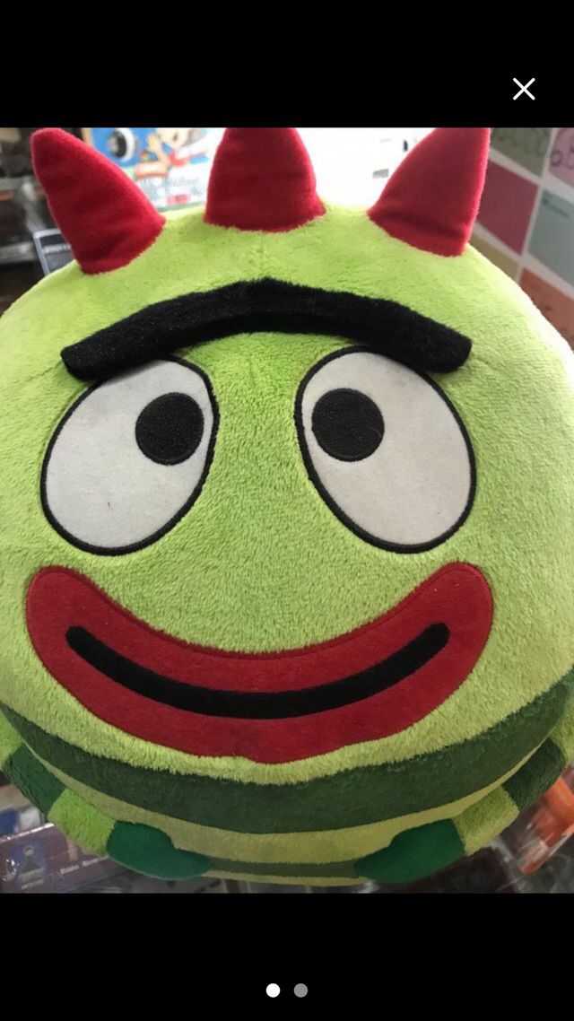 Peluche bola Monstruo