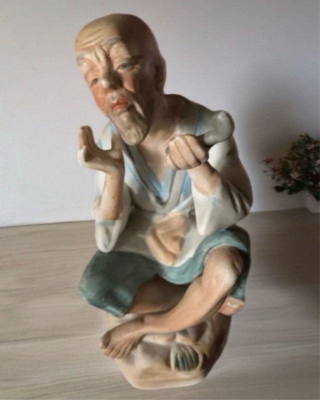FIGURA ANCIANO