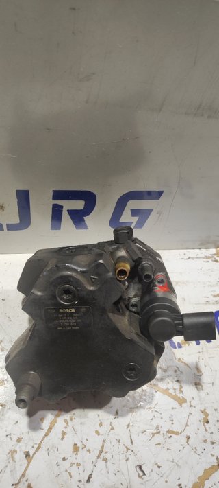 8/ BOMBA INYECTORA BMW SERIE 3 E46