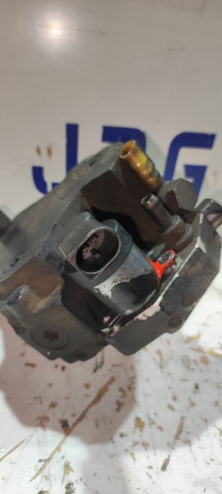 8/ BOMBA INYECTORA BMW SERIE 3 E46