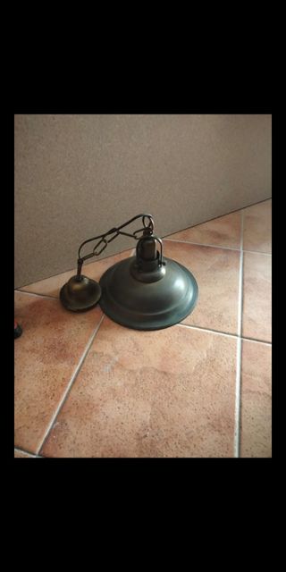 Lampara antigua de techo