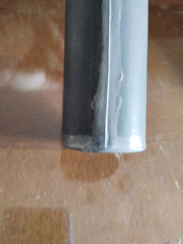 Porta documentos antiguo de hojalata