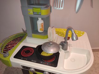 Cocinita infantil SMOBY con accesorios